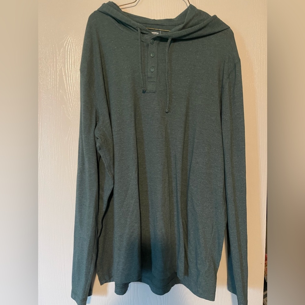 Men’s Sonoma green long sleeve with hood XL excellent condition